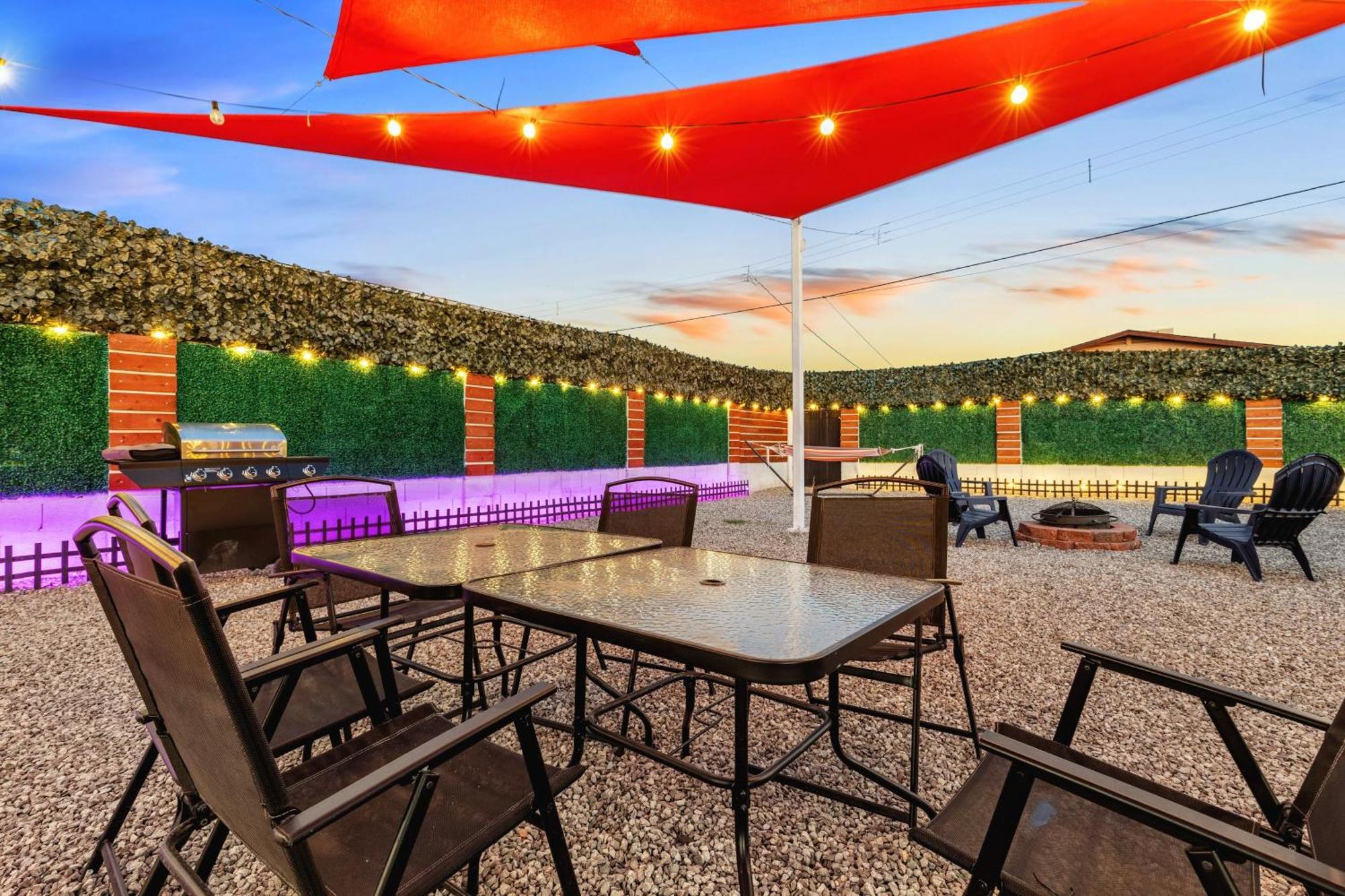 Phoenix Retreat - 1 Bedroom King Suite With 2 Smart Tvs - 10 Min From Airp - Unit B 외부 사진